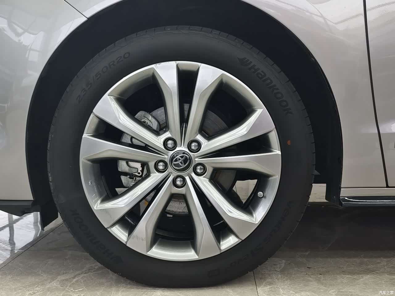 Toyota Sienna, 2023 23