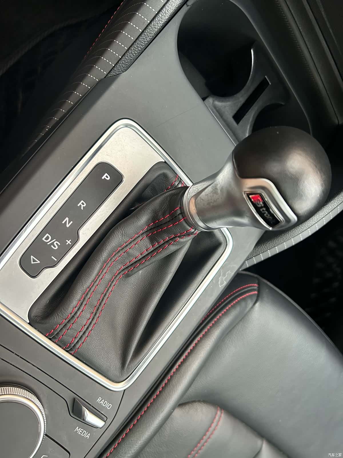Audi Q2L, 2023 33