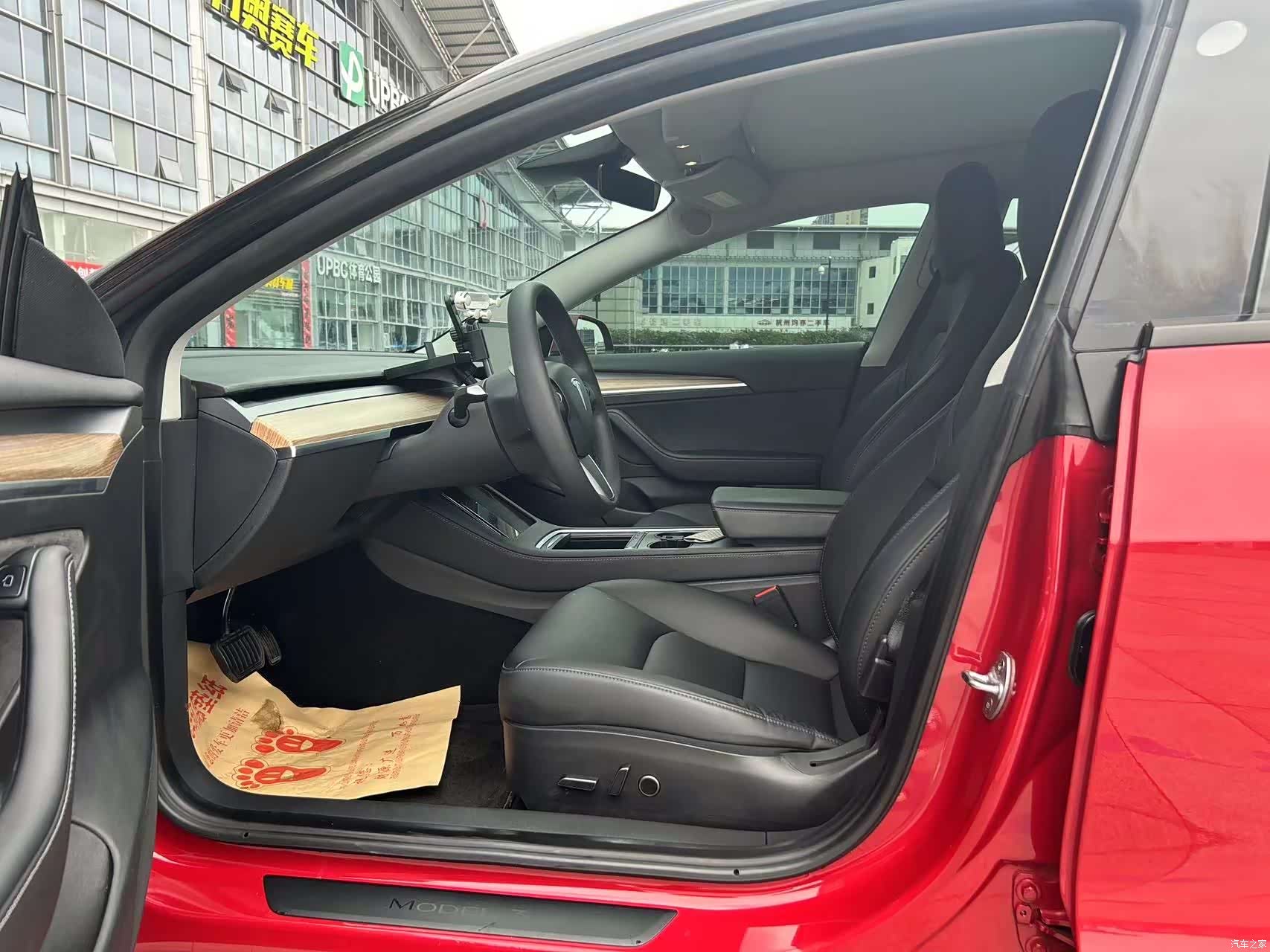 Tesla Model 3, 2022 все фото