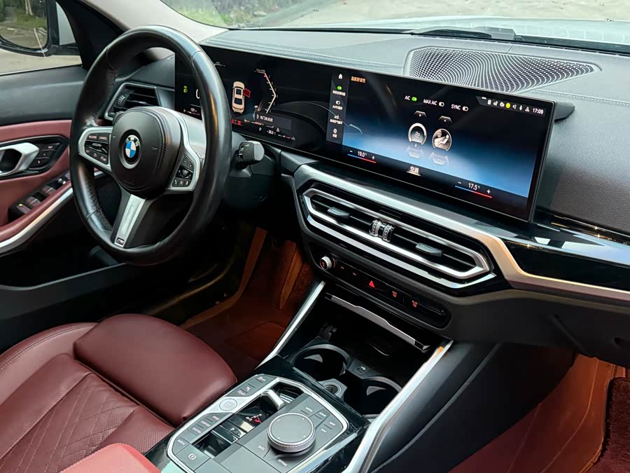 BMW 3 Series 2023, фото 8