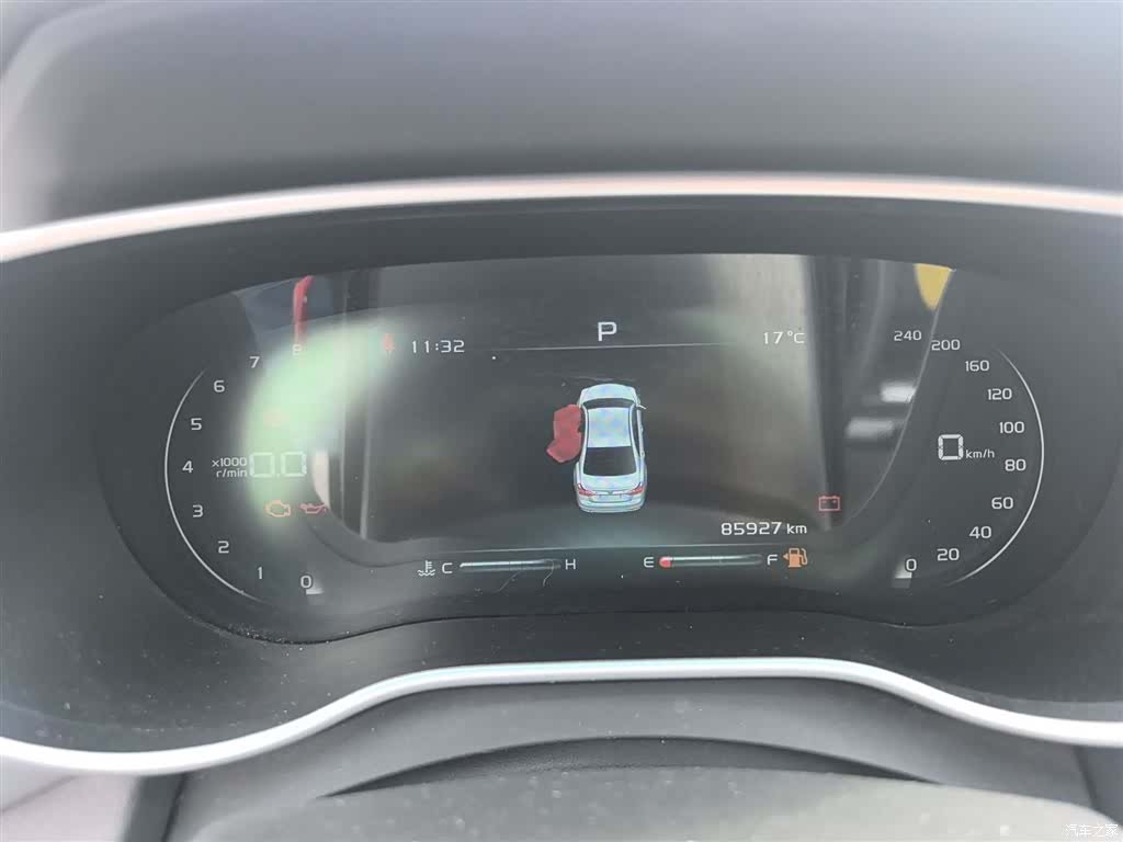 Geely Emgrand, 2018 12