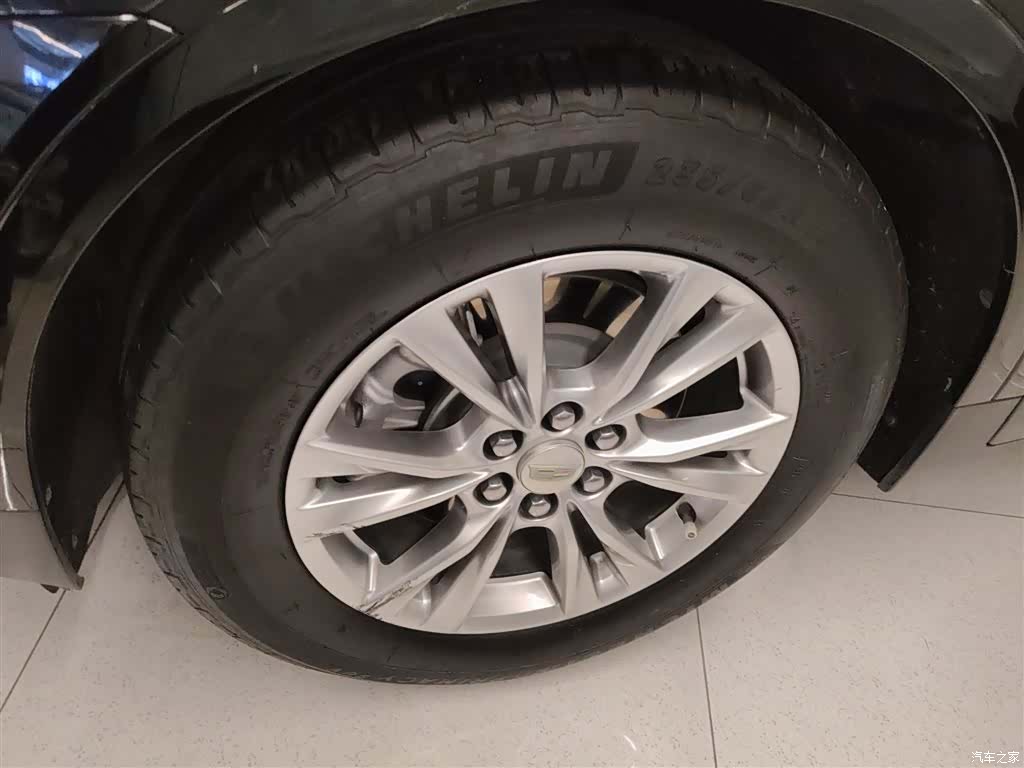 Cadillac XT5, 2022 23