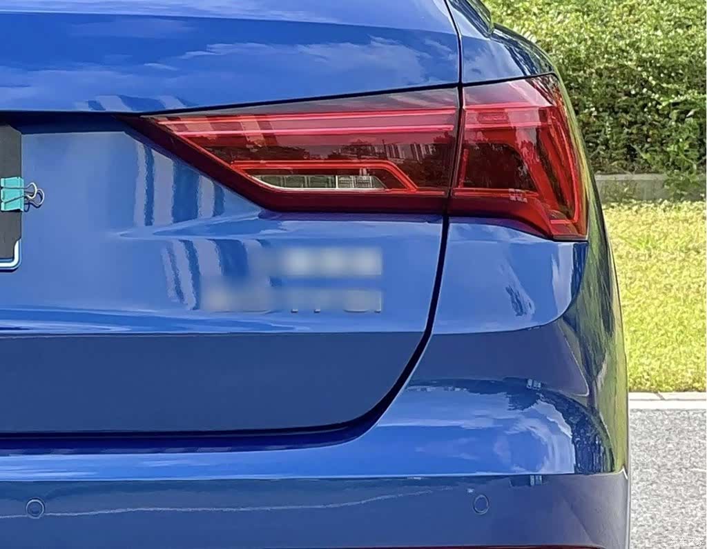 Audi Q3, 2019 9