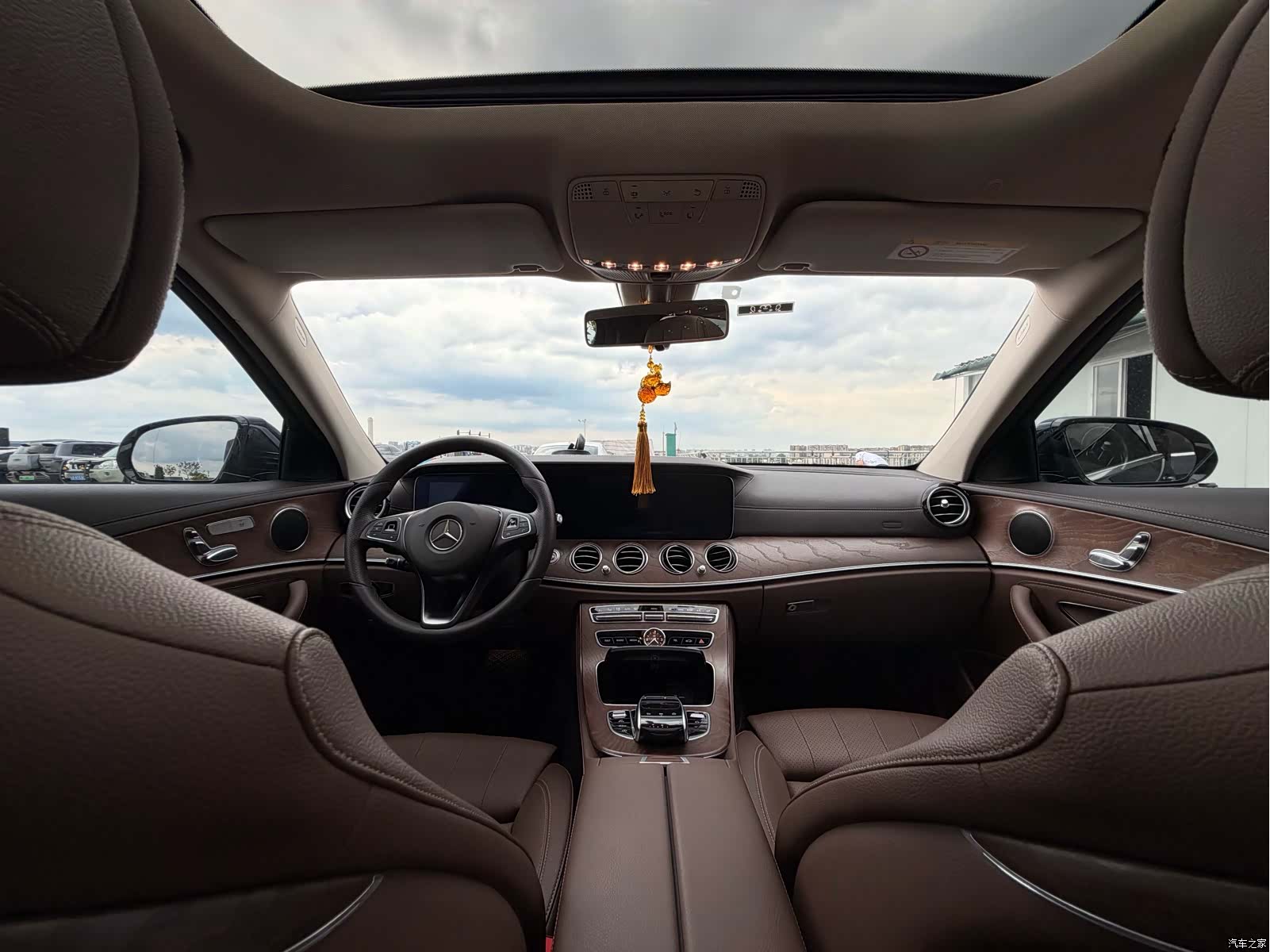 Mercedes-Benz E-Class, 2018 15