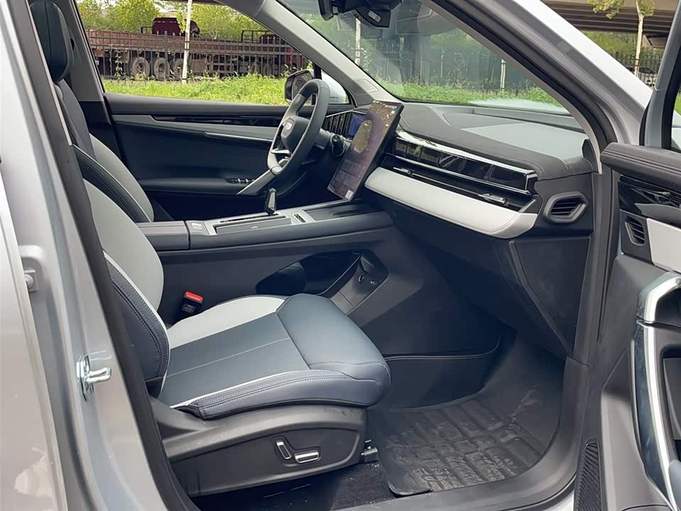 Geely Atlas L Geely Atlas L