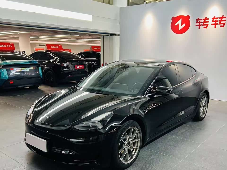 Tesla Model Y Tesla Model Y