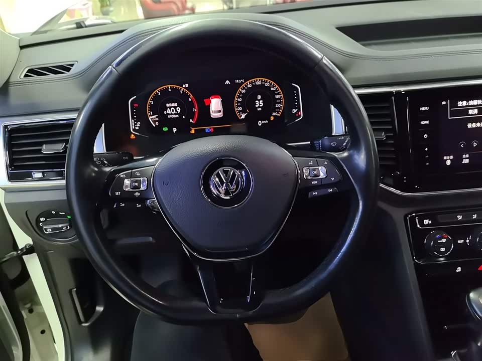 Volkswagen Tourang