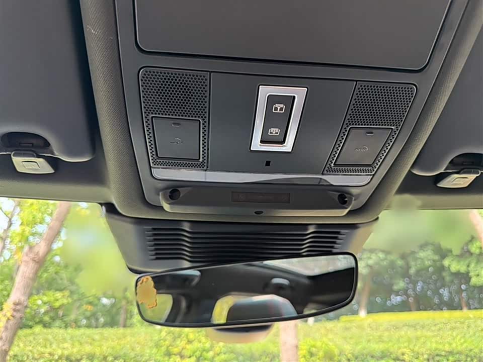 Land Rover Discover sports