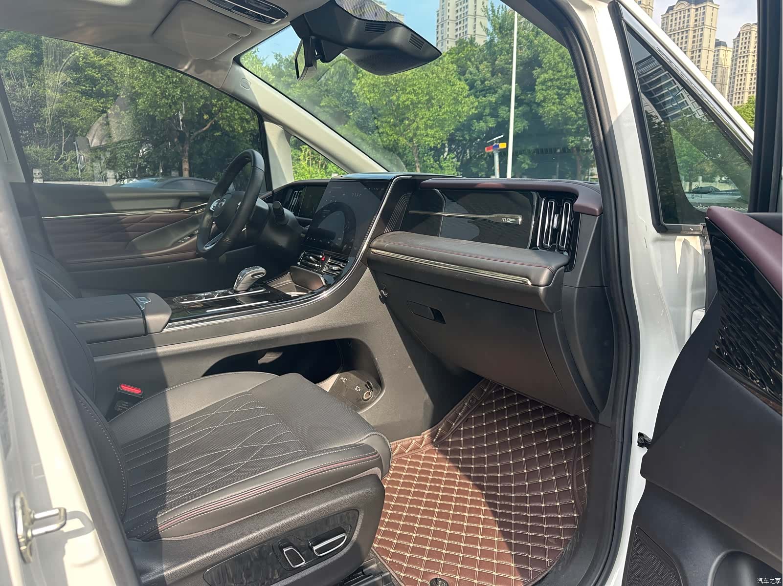 Trumpchi M8, 2023 19