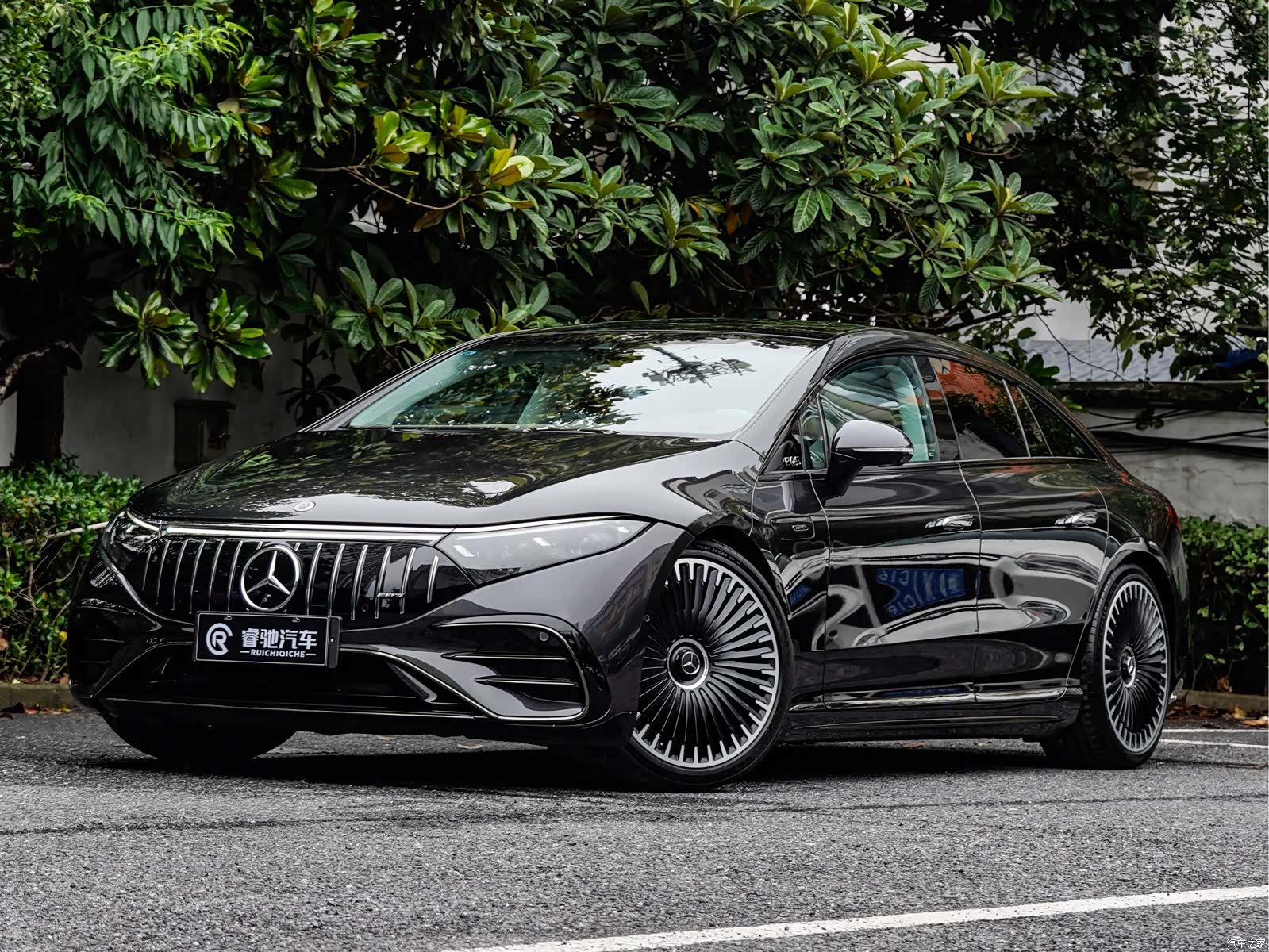 Mercedes-Benz EQS, 2025 1