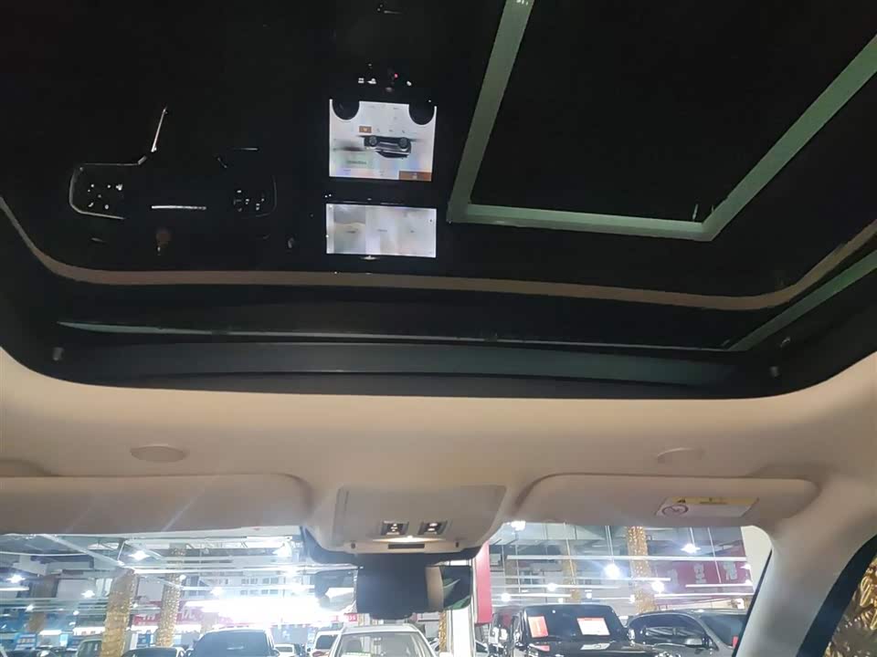 Land Rover Range Rover Aurora