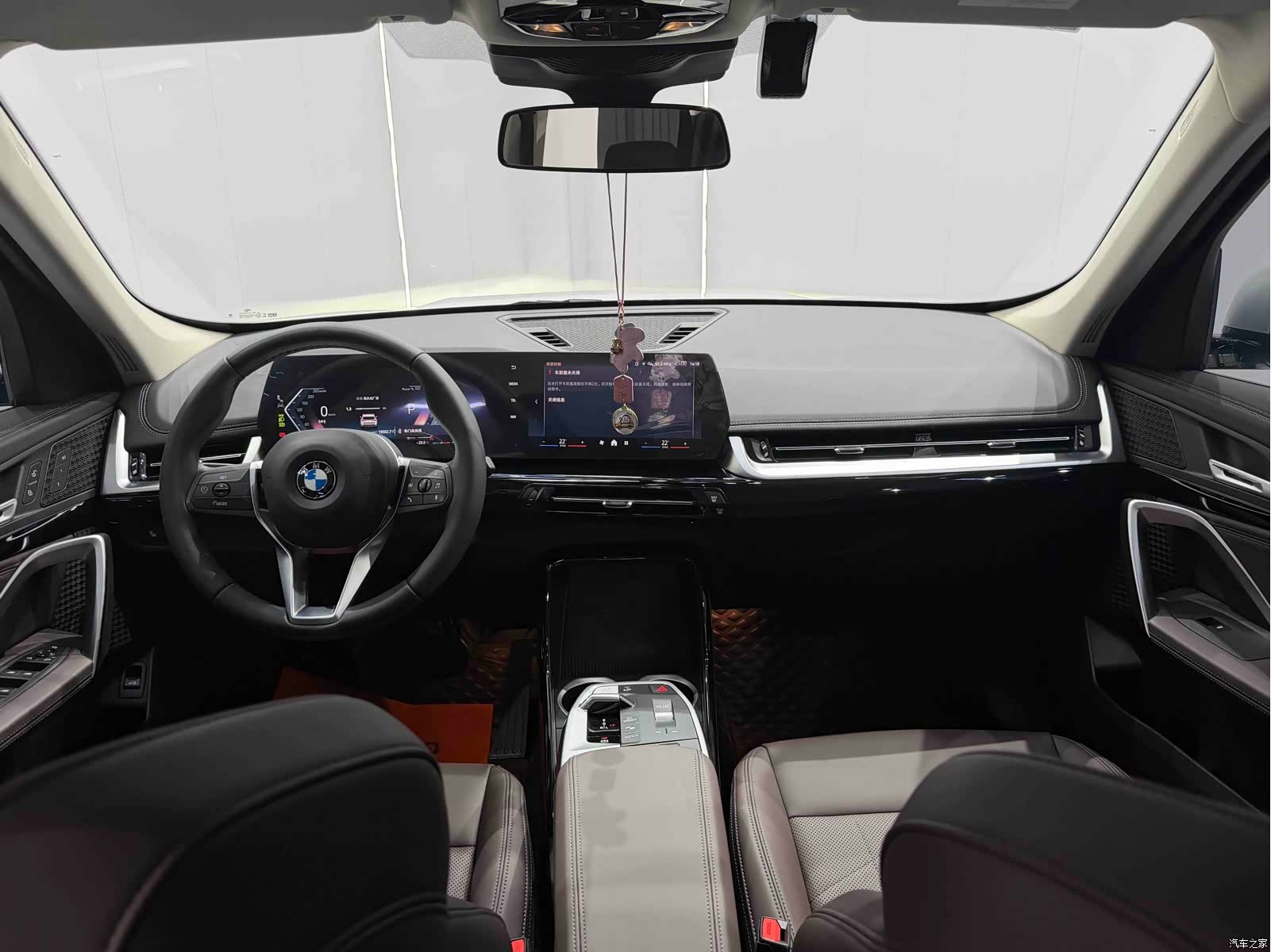 BMW X1, 2023 13