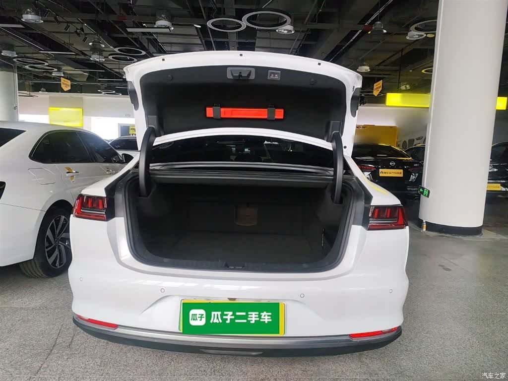 BYD Han, 2021 19