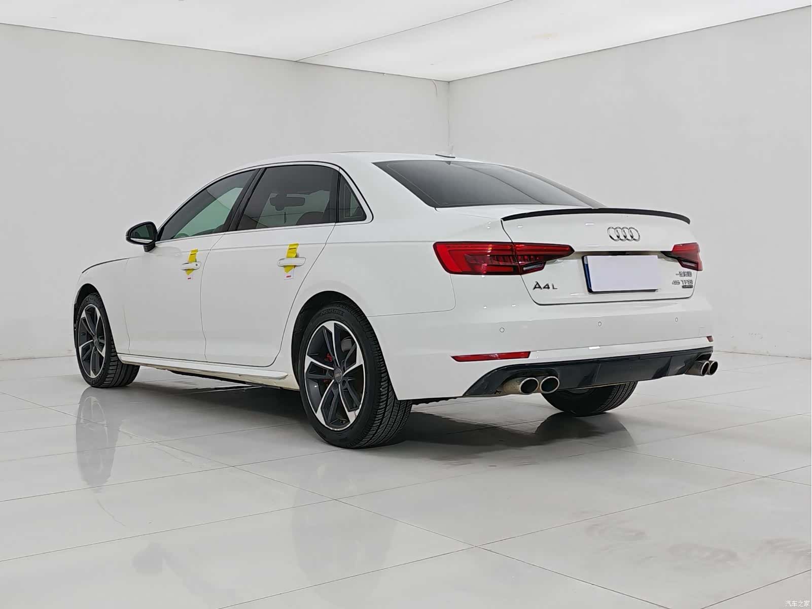 Audi A4L, 2017 4