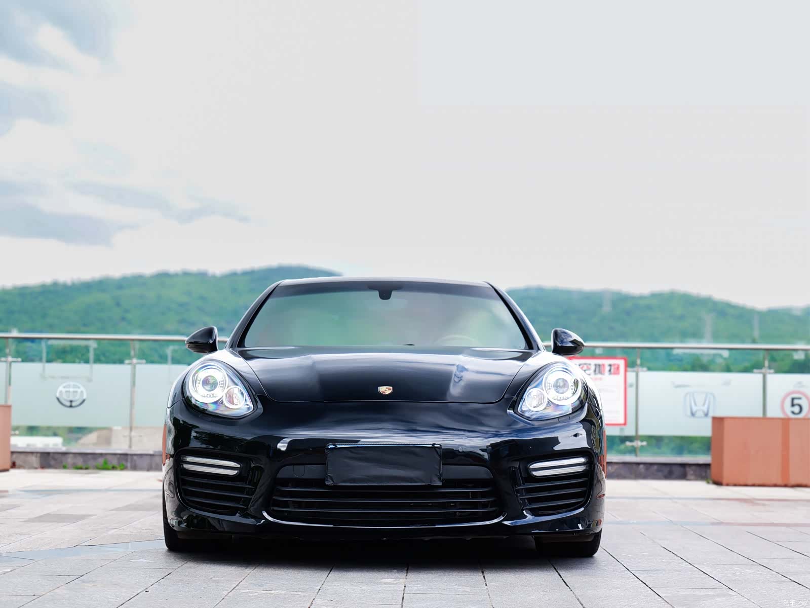 Porsche Panamera, 2010 2
