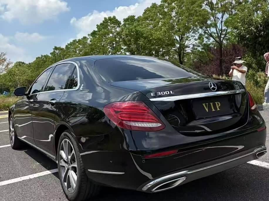 Mercedes-Benz E-class Mercedes-Benz E-class