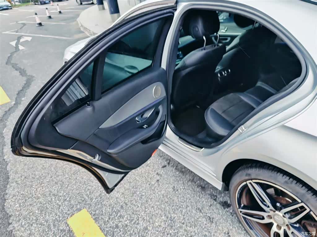 Mercedes-Benz E-Class, 2018 15