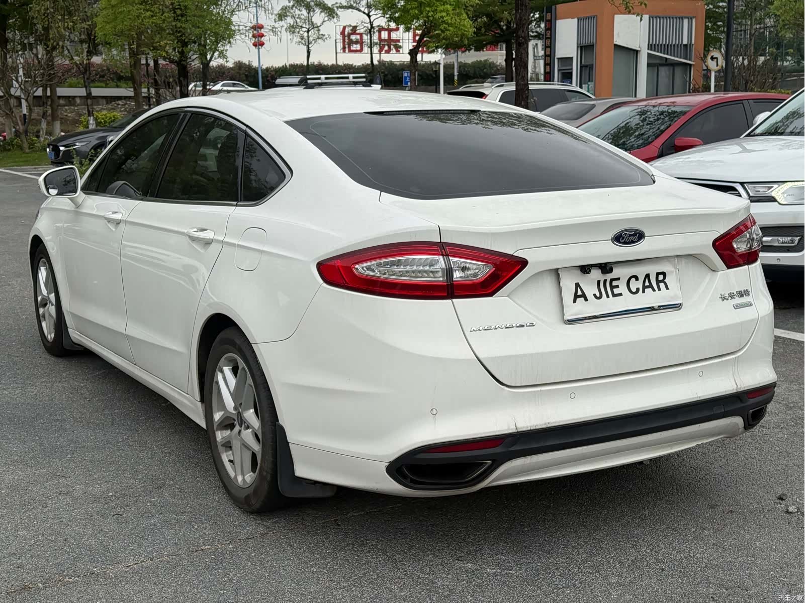 Ford Mondeo, 2015 12