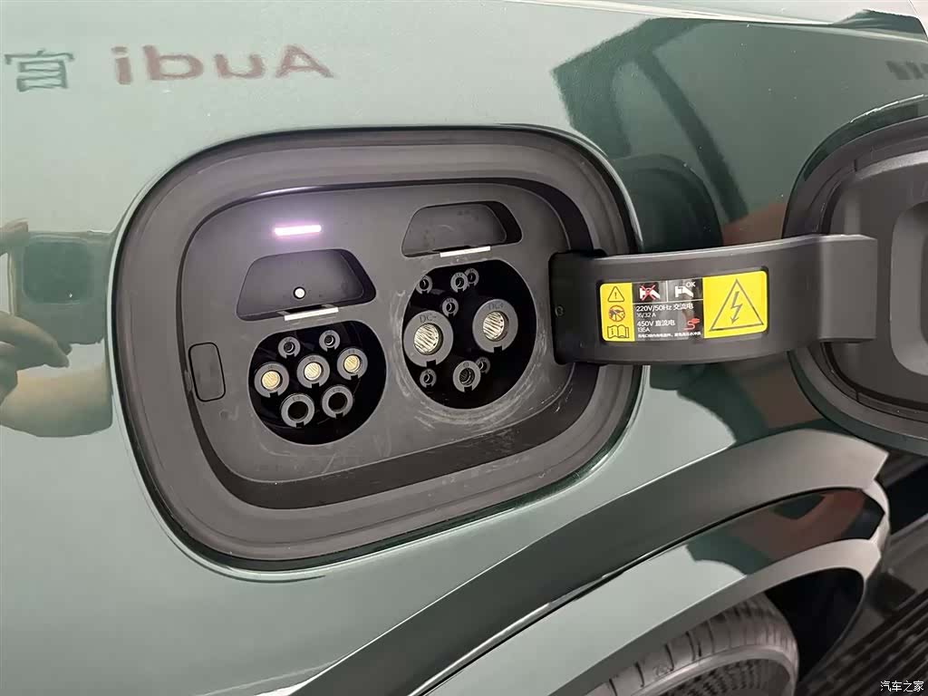 Li Auto L9, 2024 13
