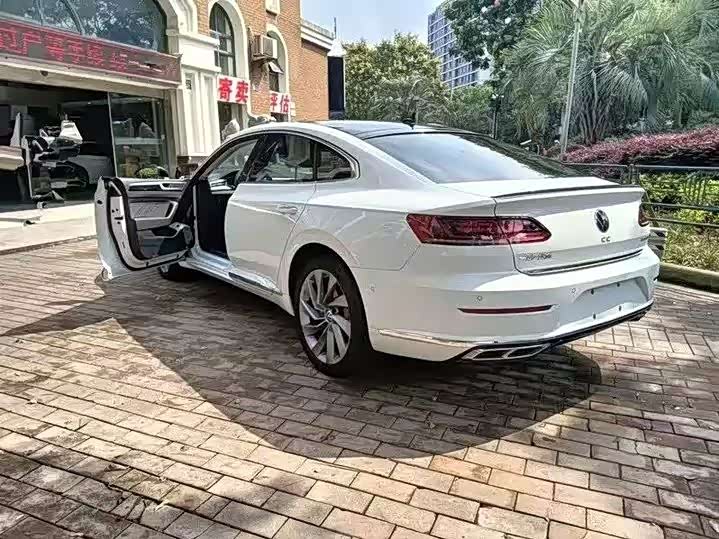 Volkswagen CC