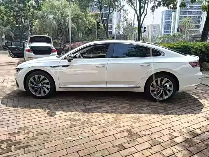 Volkswagen CC