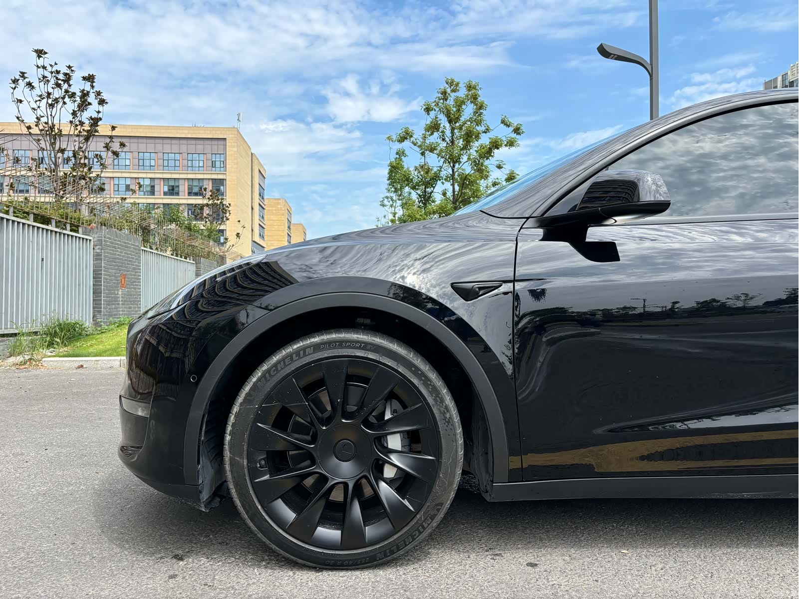 Tesla Model Y, 2022 13