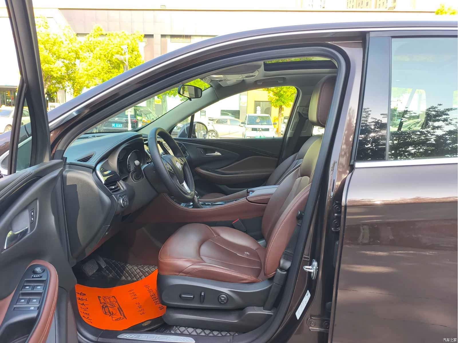 Buick Envision Plus, 2021 все фото