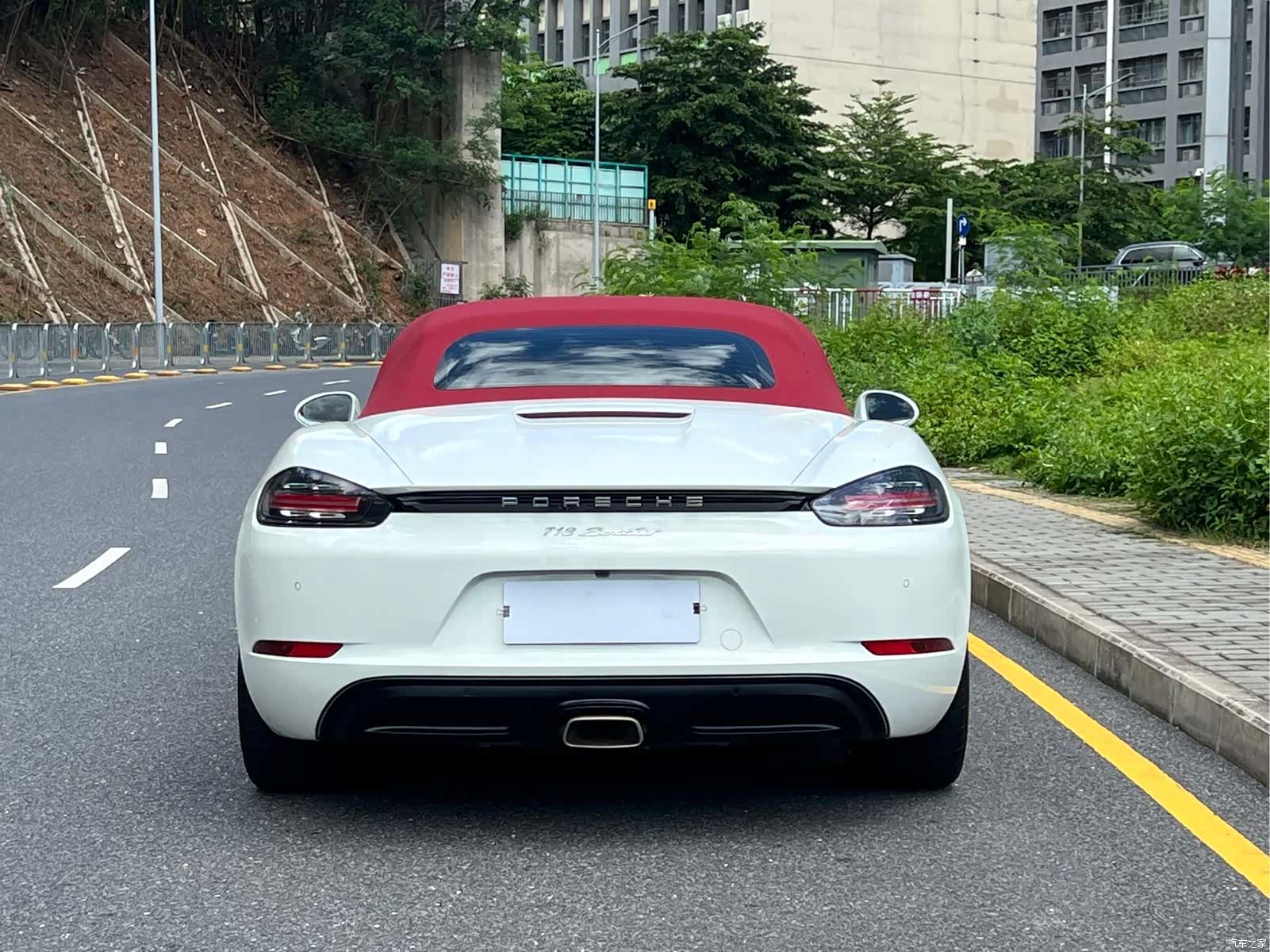 Porsche Boxster, 2023 12
