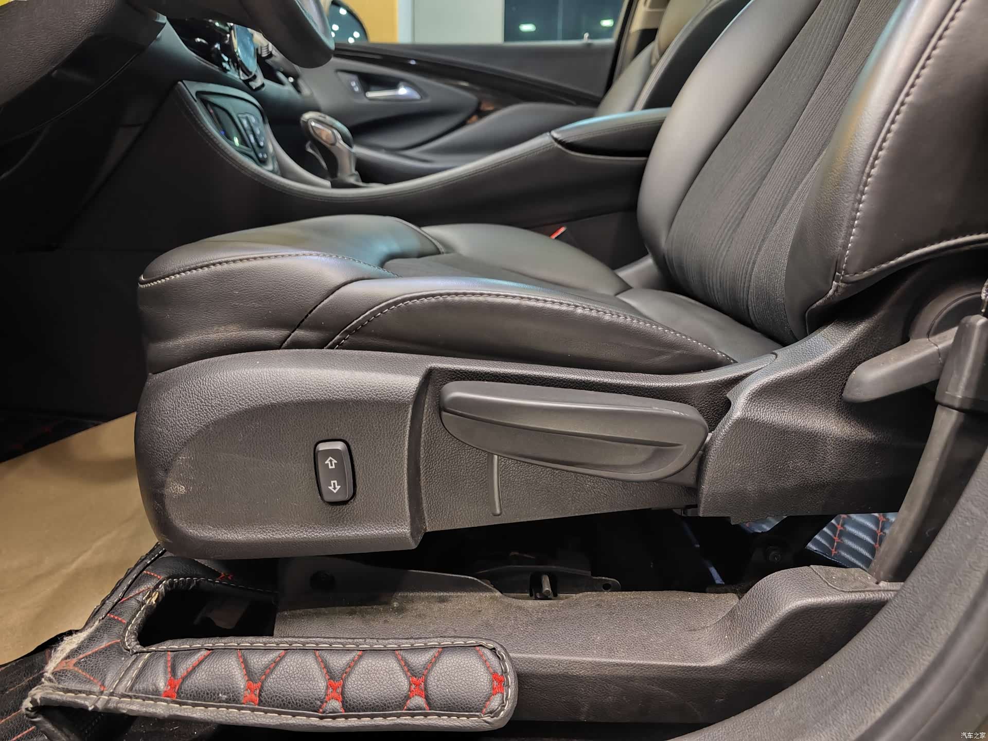 Buick Envision Plus, 2018 10
