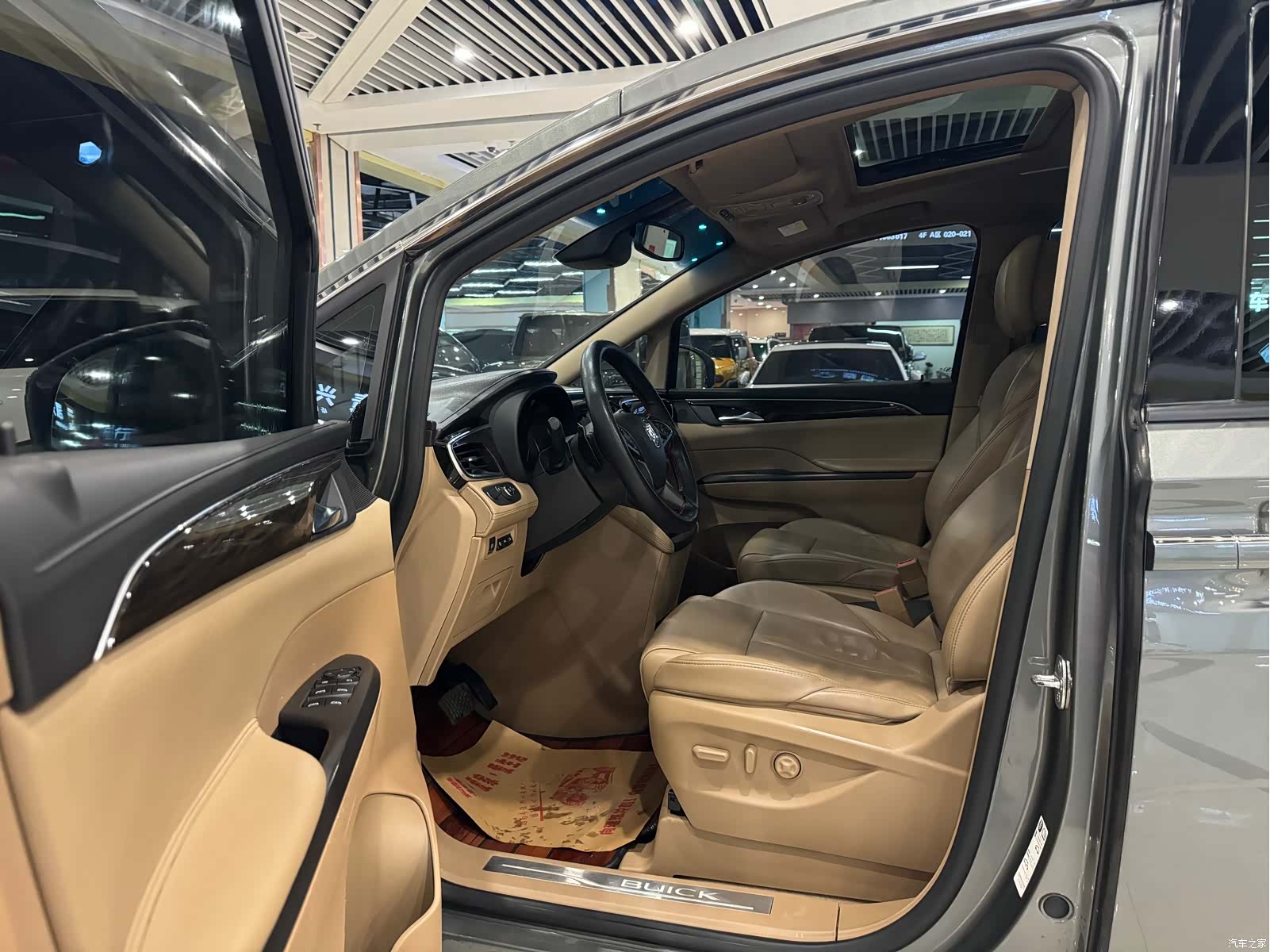 Buick GL8, 2019 4