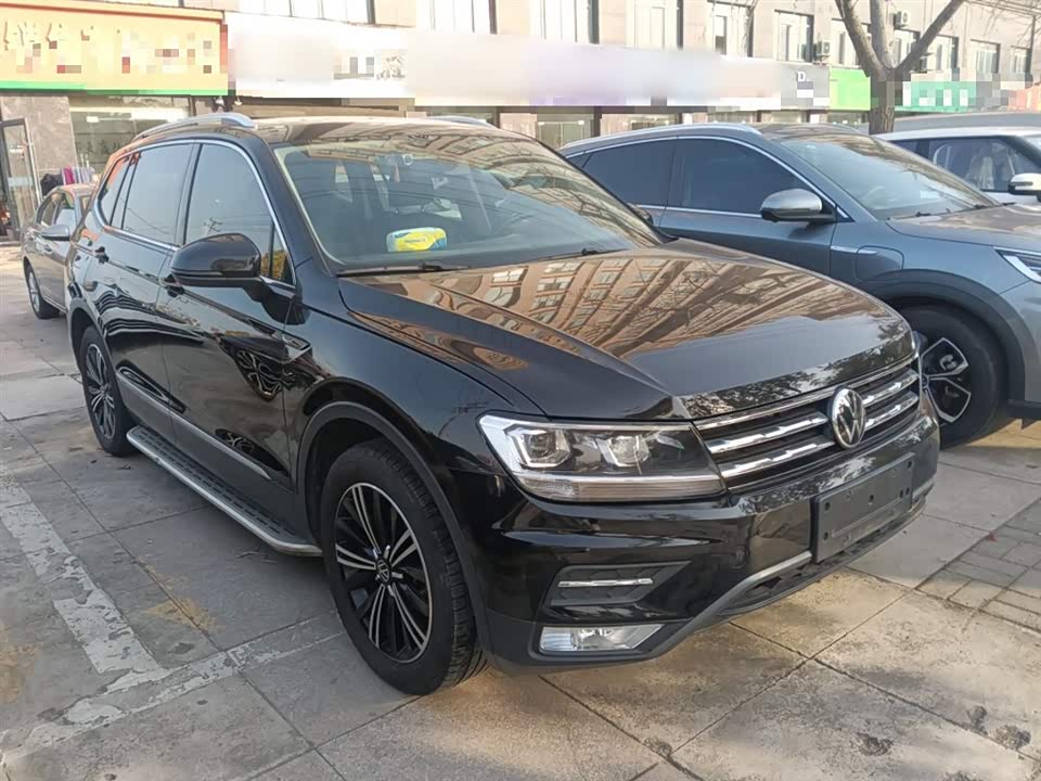 Volkswagen Tiguan L