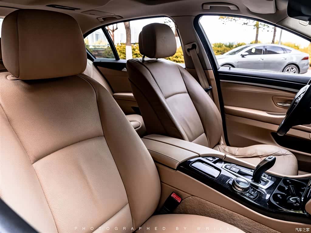 BMW 5 Series, 2013 9