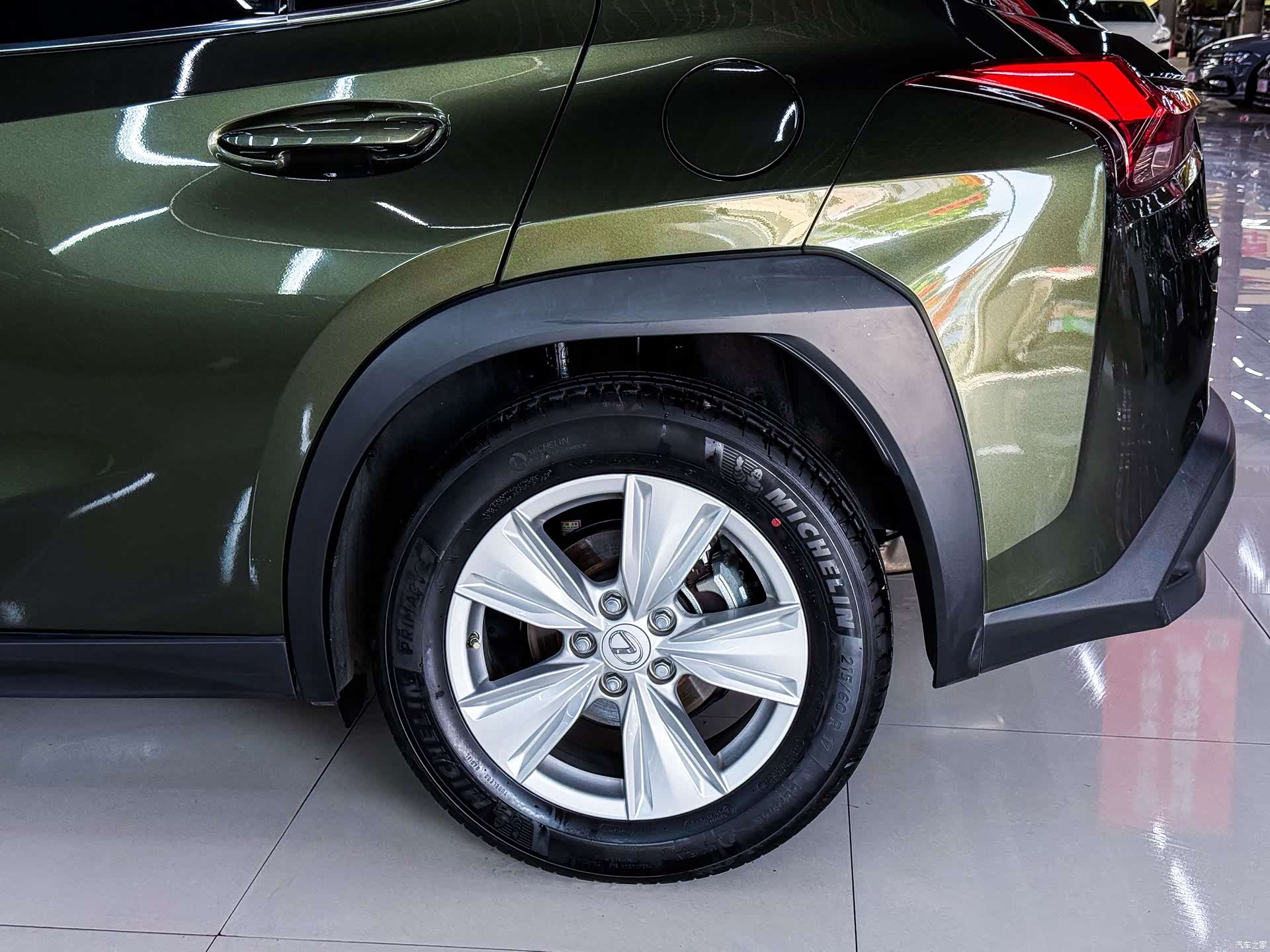 Lexus UX, 2021 22