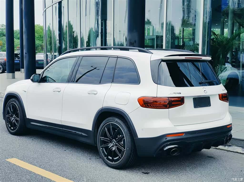 Mercedes-Benz GLB, 2025 4