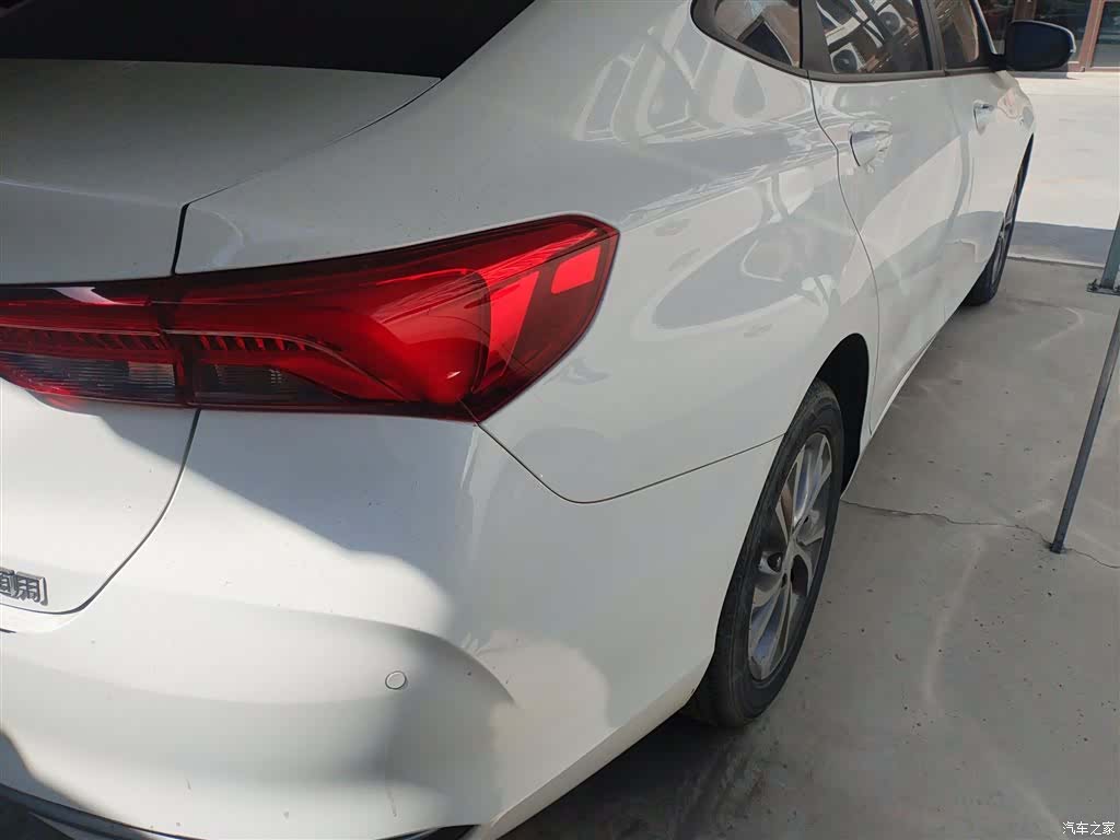 Buick Verano, 2022 22