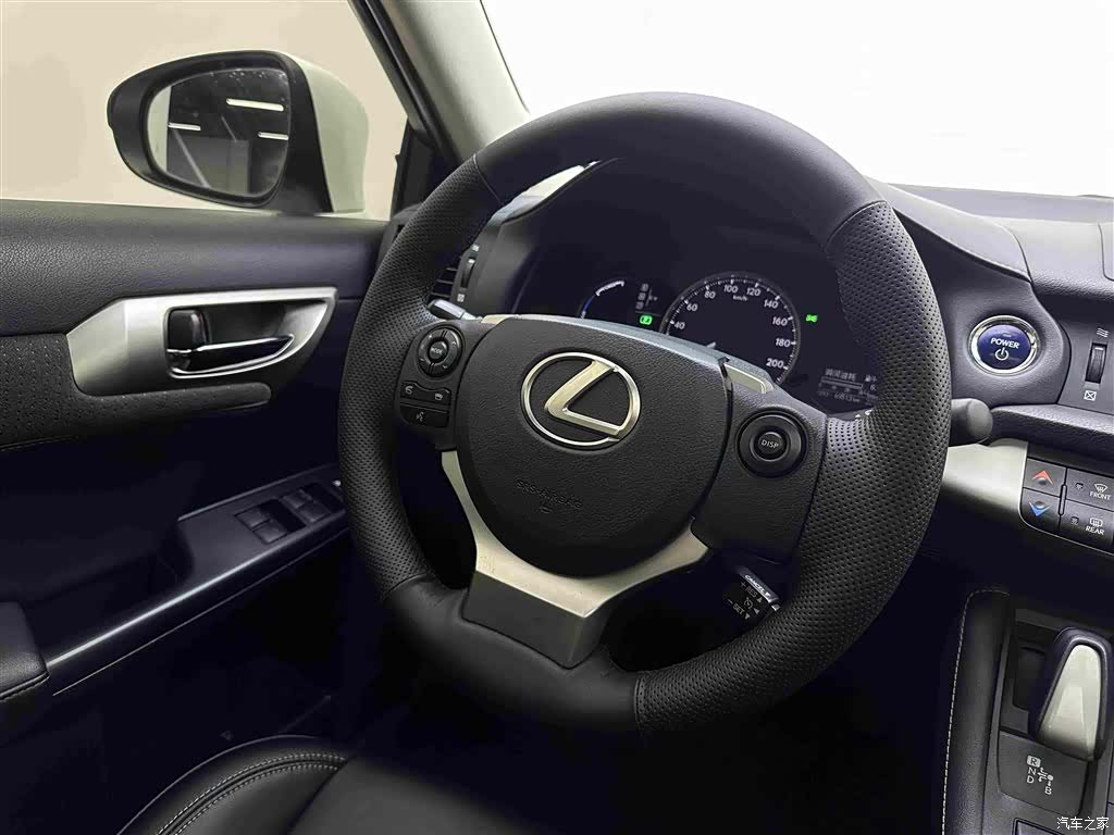 Lexus CT, 2017 10