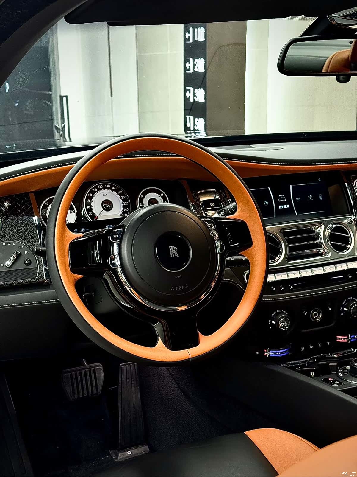 Rolls-Royce Wraith, 2016 6