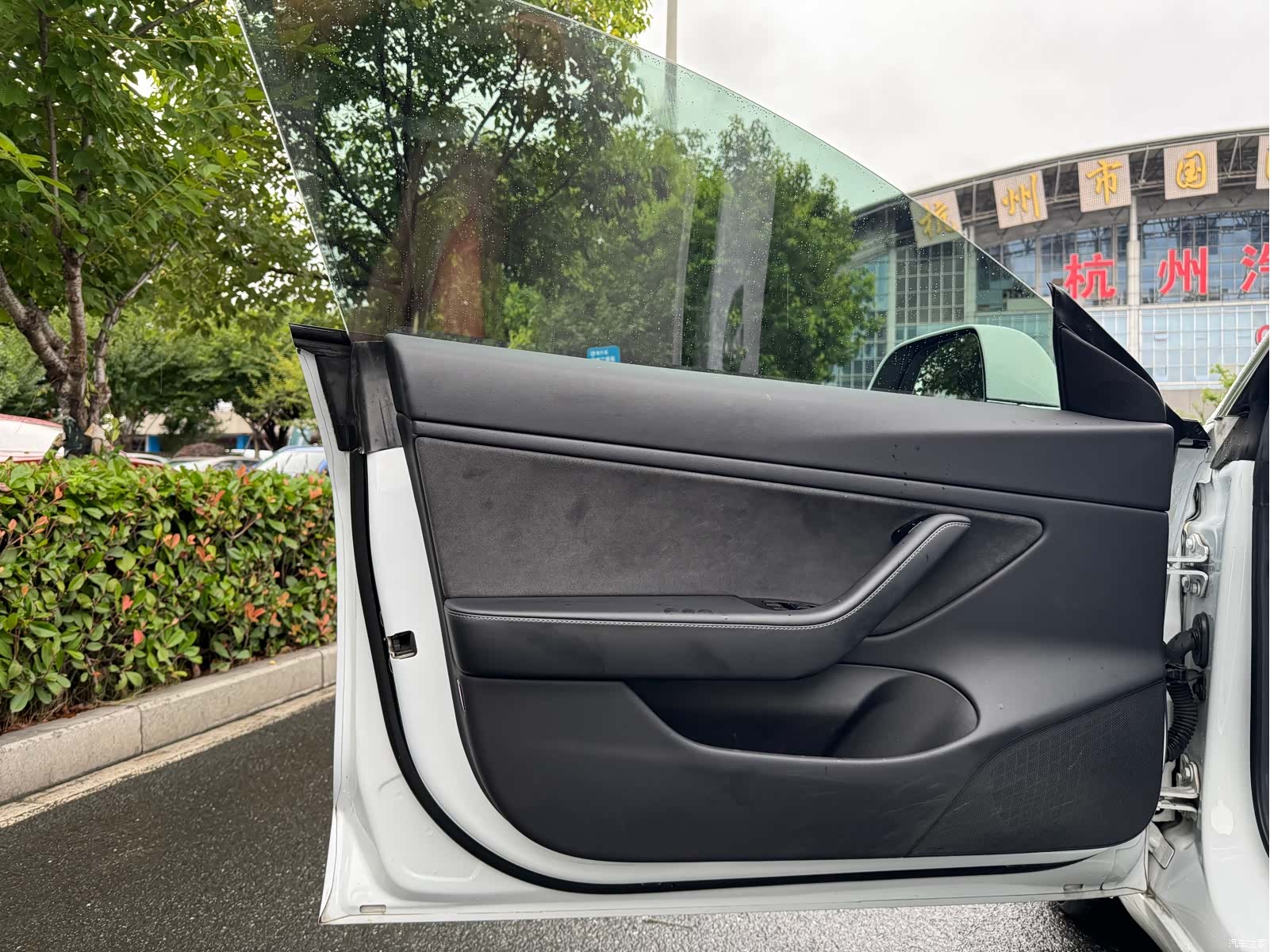 Tesla Model 3, 2019 12