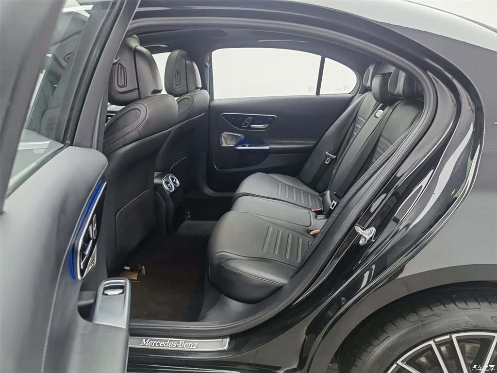 Mercedes-Benz C-Class, 2022 15