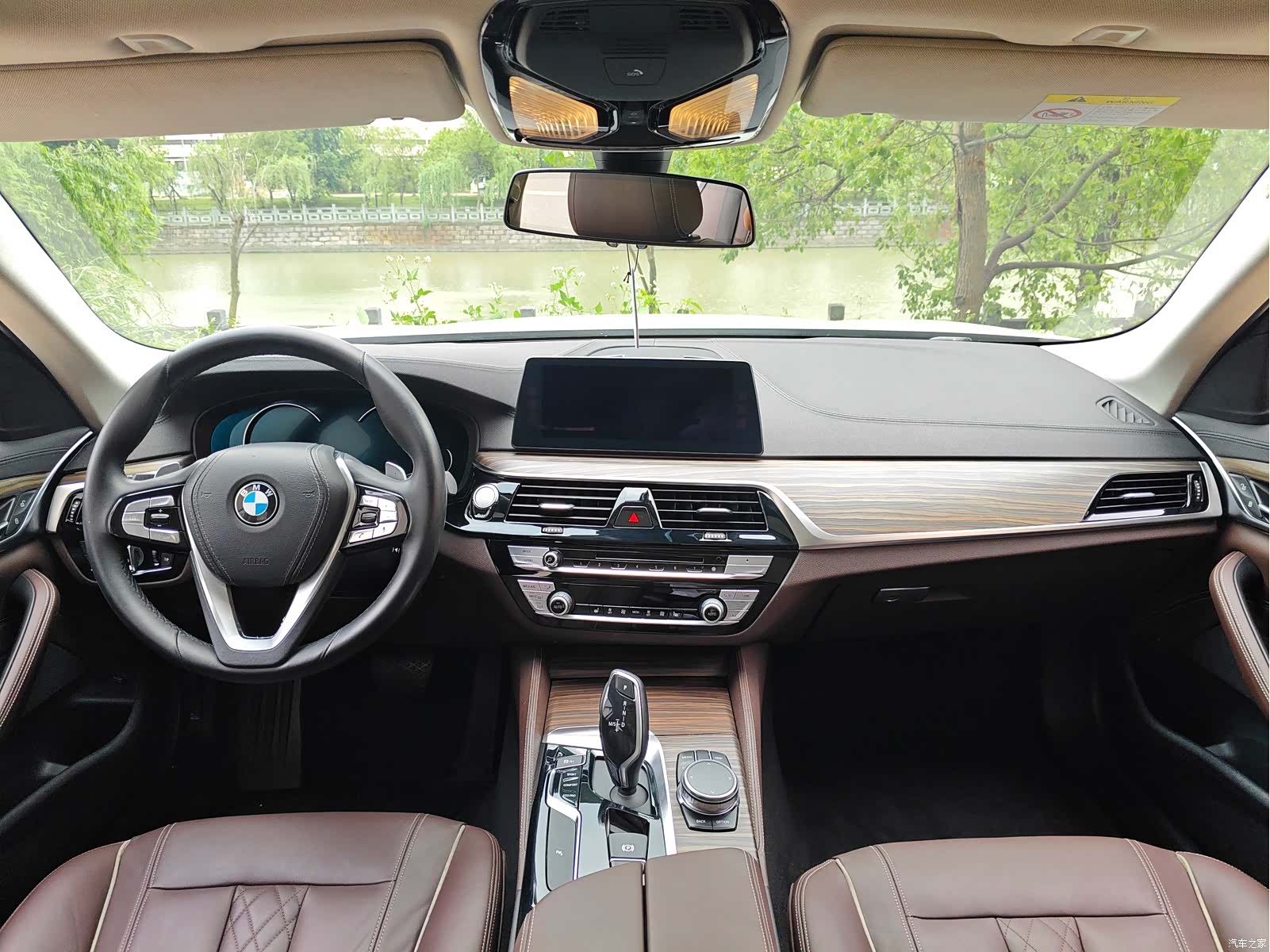 BMW 5 Series, 2018 13