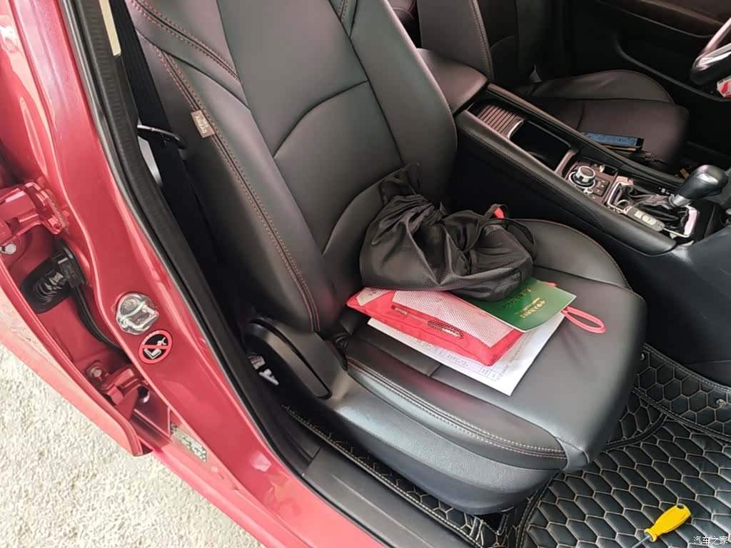 Mazda Mazda3, 2017 25
