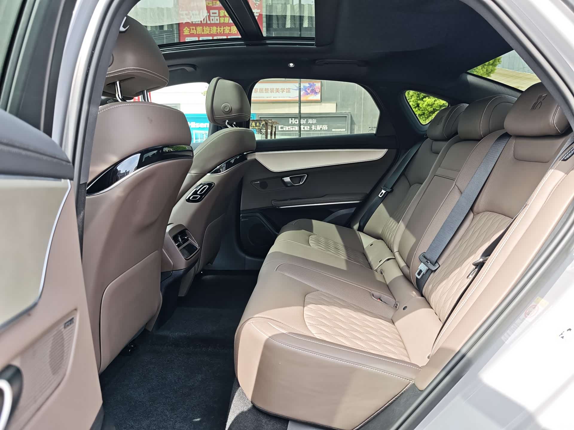 BYD Han, 2025 12