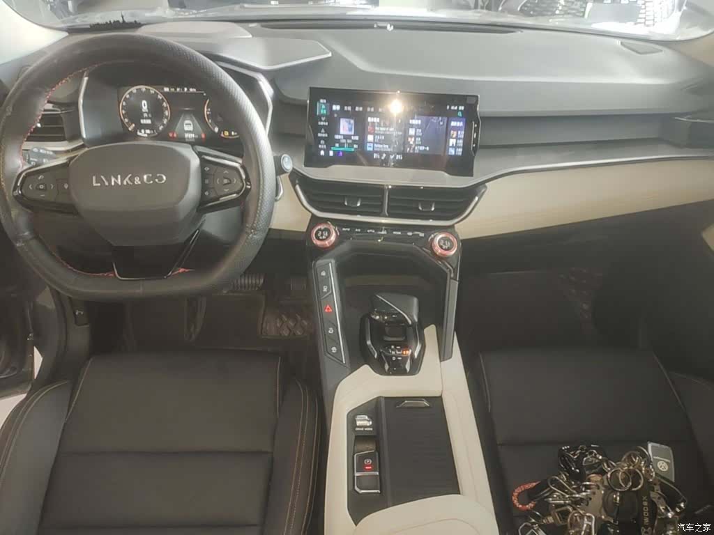 Lynk & Co 02, 2021 10