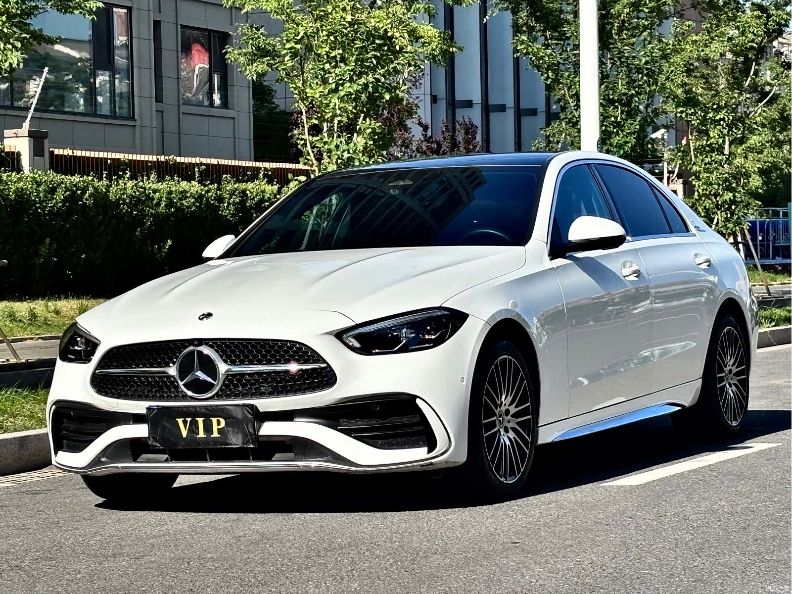 Mercedes-Benz C-Class, 2024 1