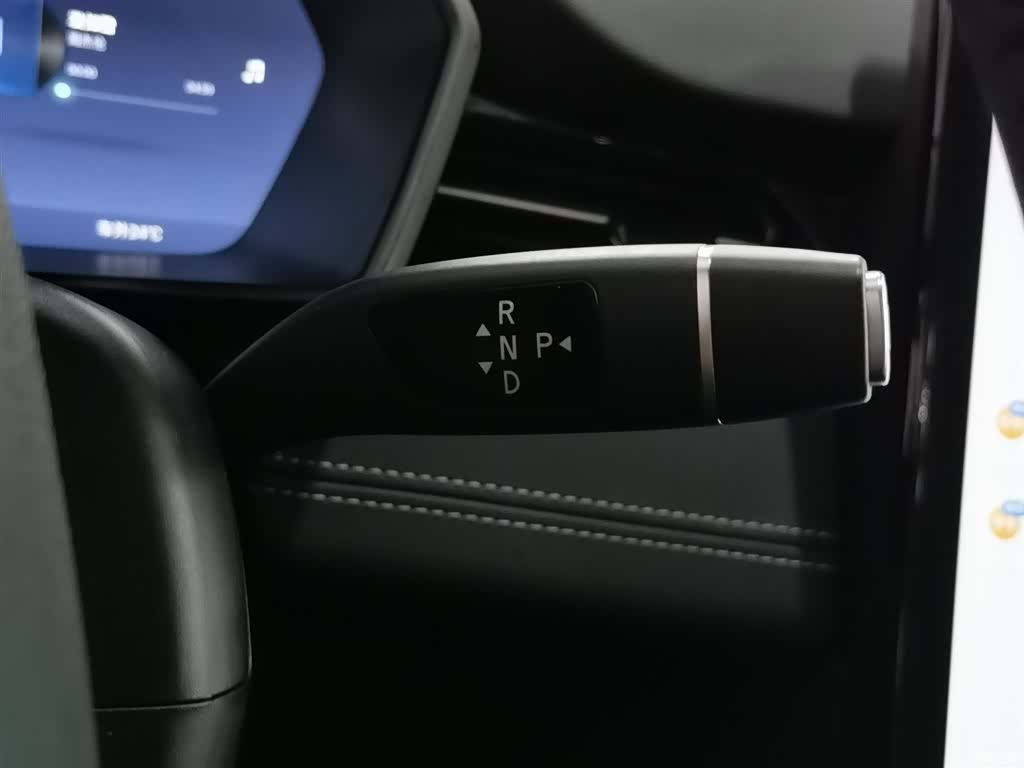 Xpeng G3i, 2023 13