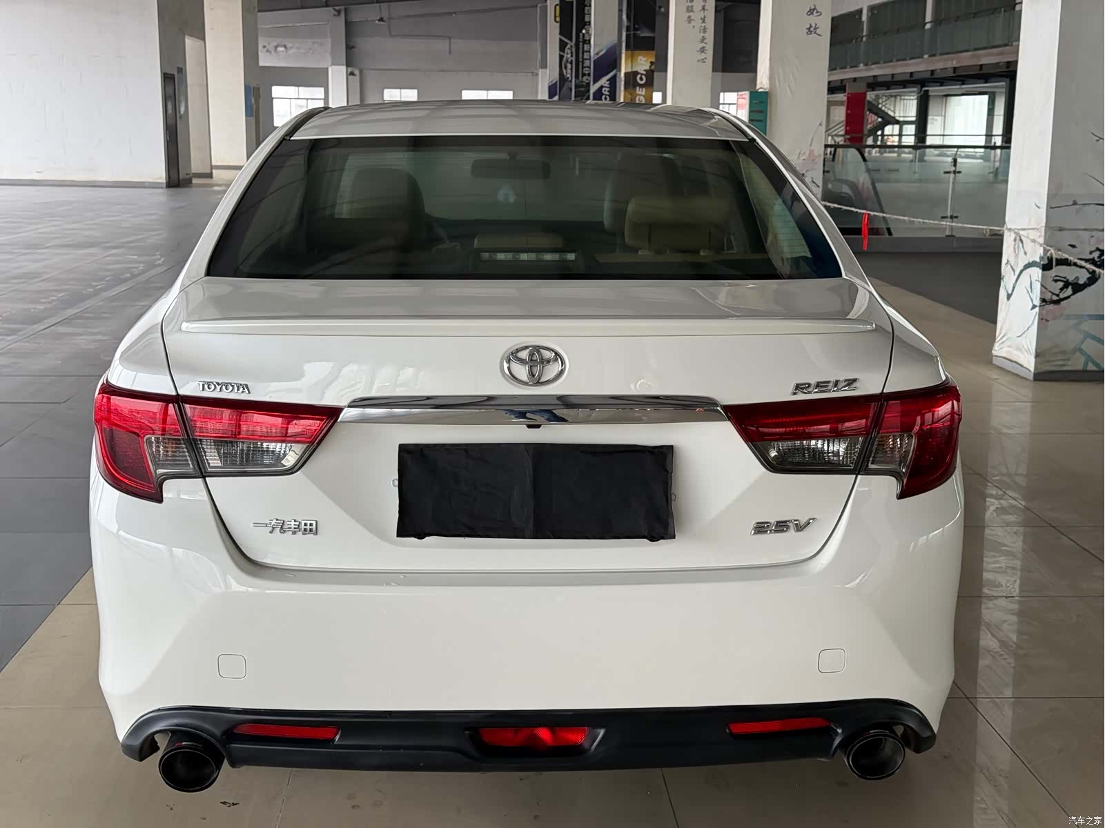 Toyota 2.5V, 2015 все фото
