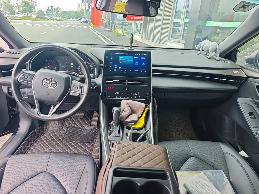 Toyota Avalon 2023, фото 3