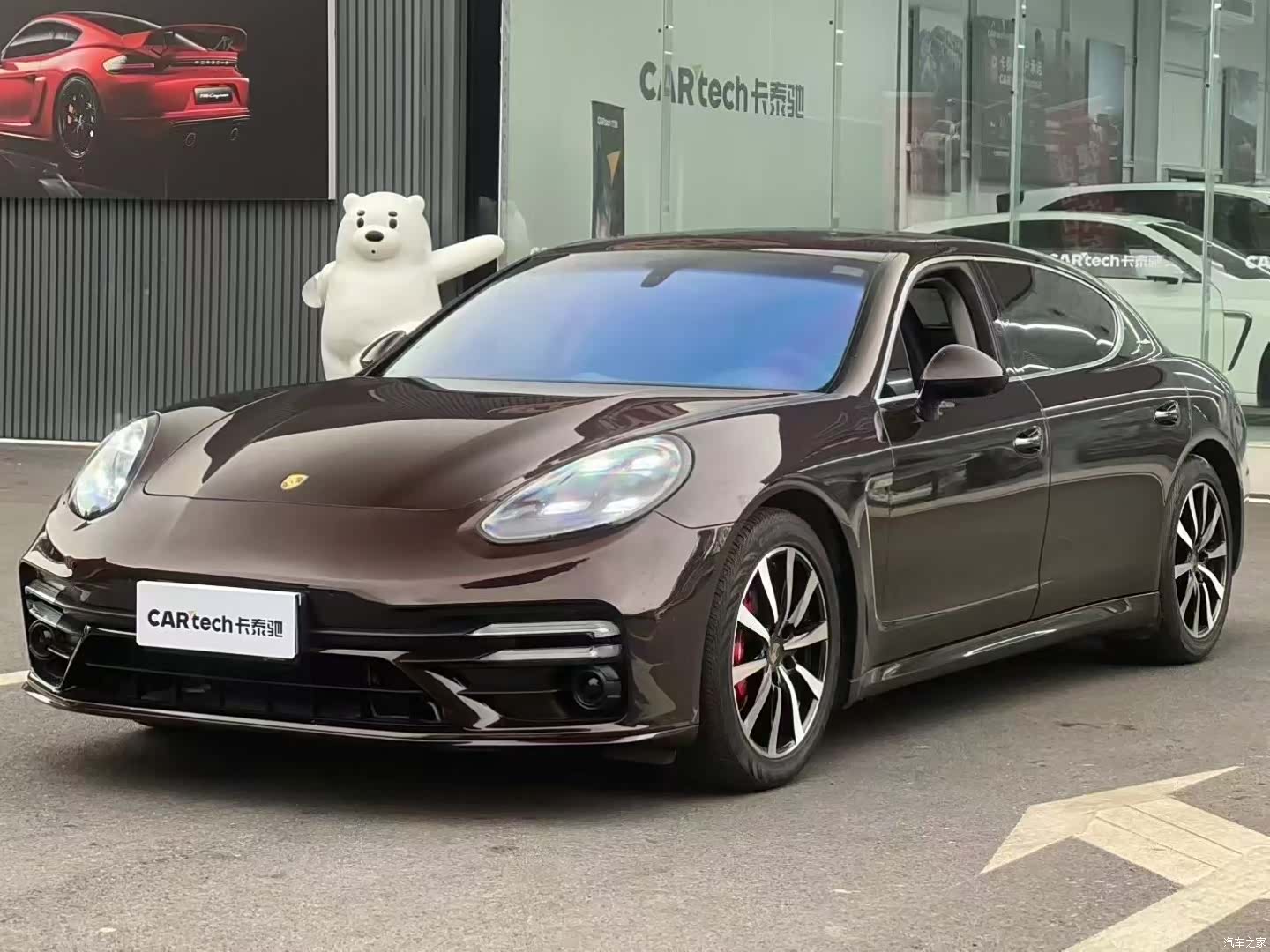 Porsche Panamera, 2015 1
