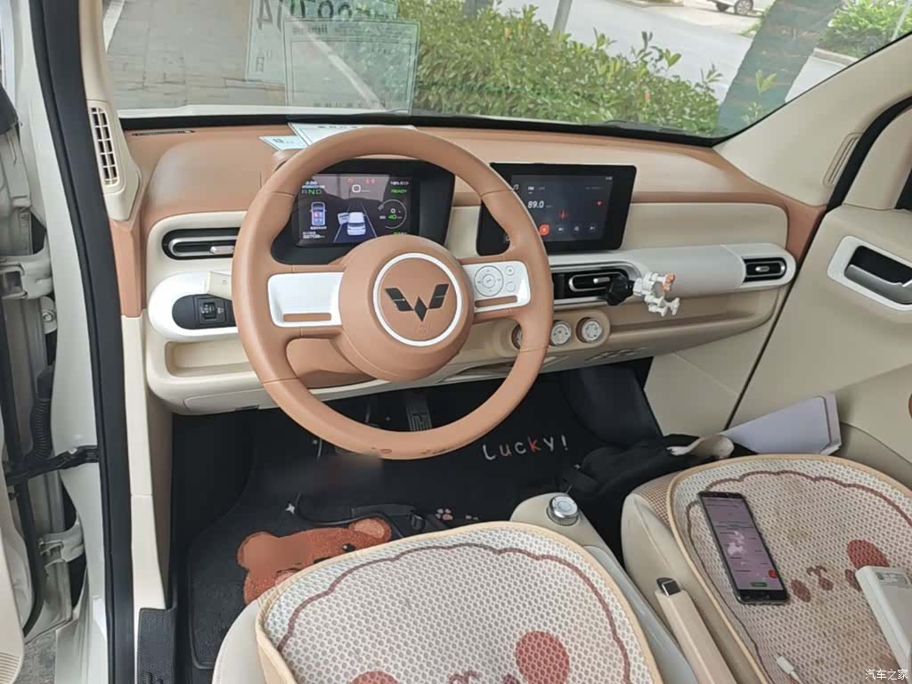 Wuling MINIEV, 2024 10