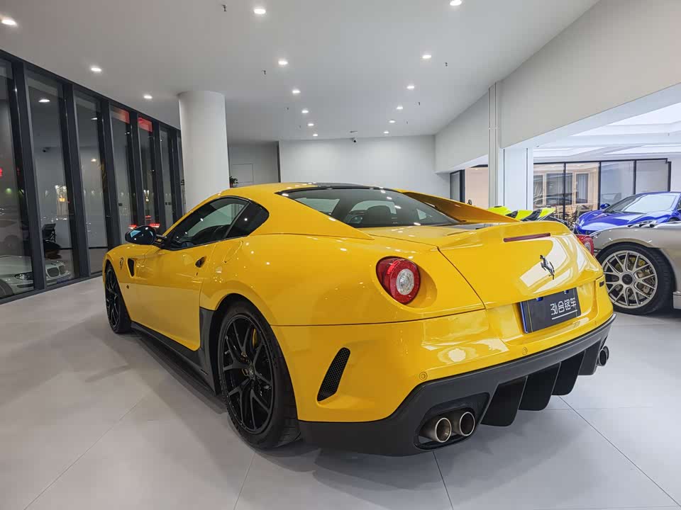 Ferrari 599